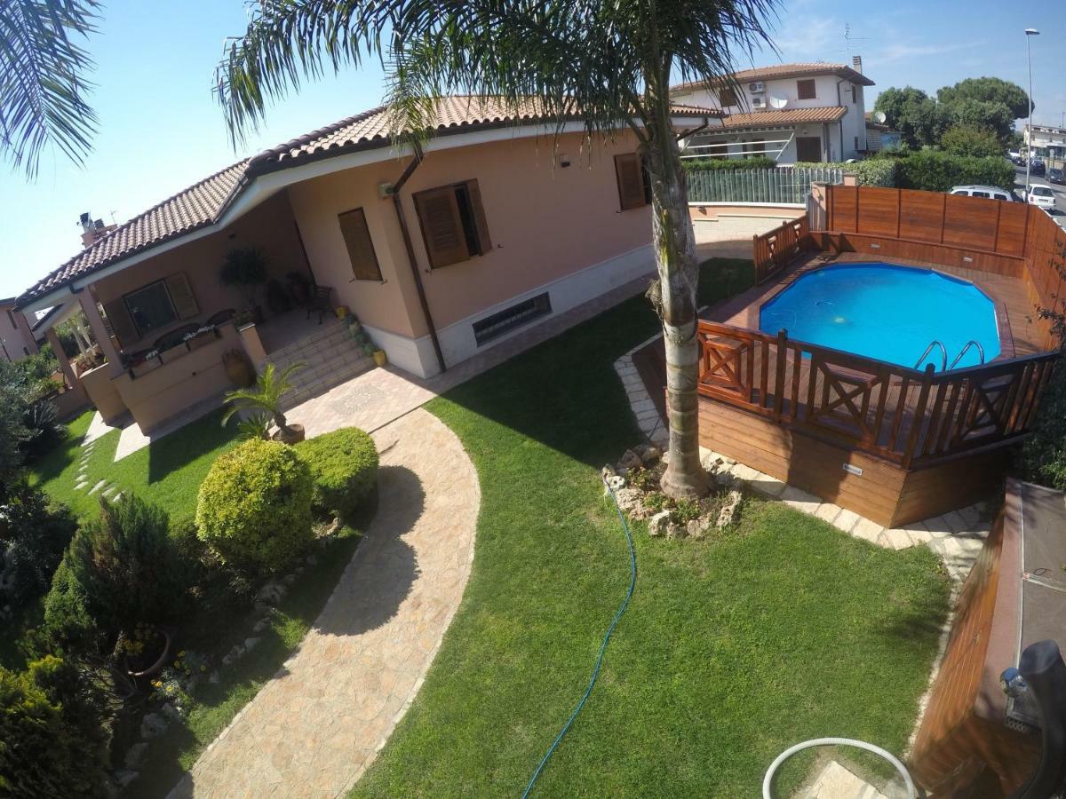 Villa Nevada -20 Min Da Roma Ladispoli Kültér fotó