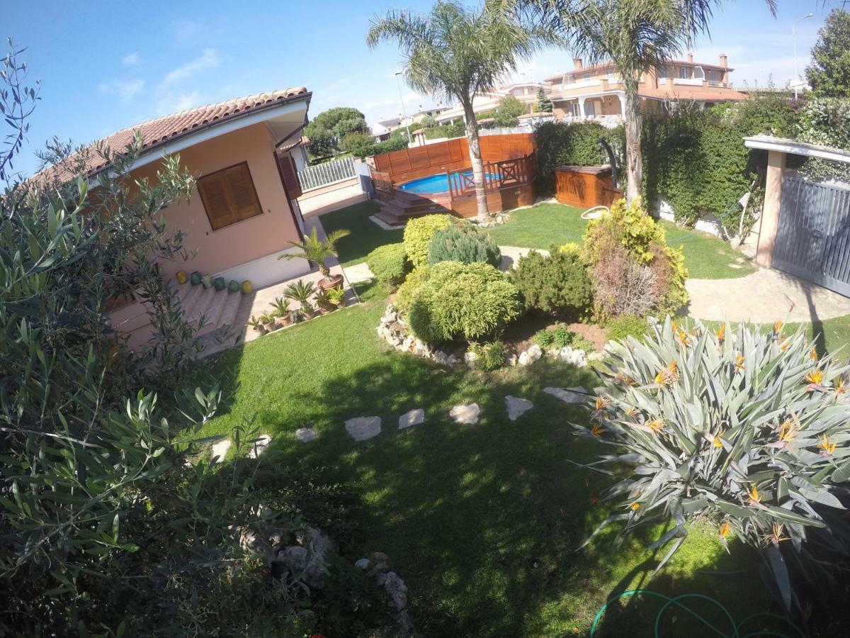Villa Nevada -20 Min Da Roma Ladispoli Kültér fotó