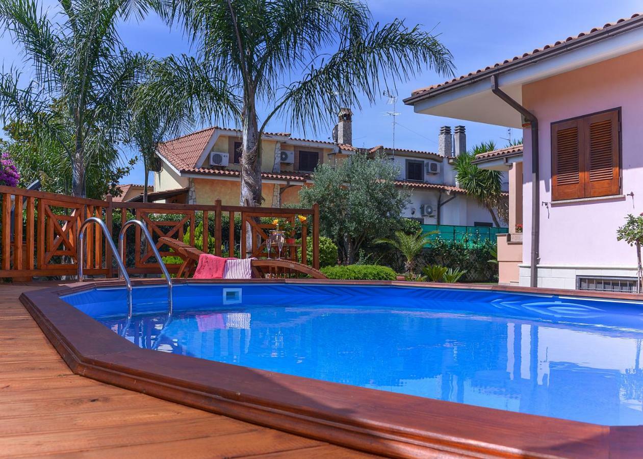 Villa Nevada -20 Min Da Roma Ladispoli Kültér fotó